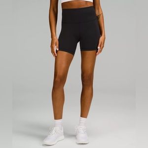 LULULEMON WUNDER UNDER HR SHORTS